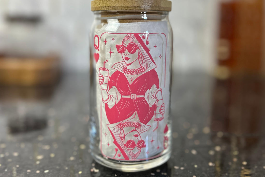 Queen of Hearts: 16oz Glass Can Cup